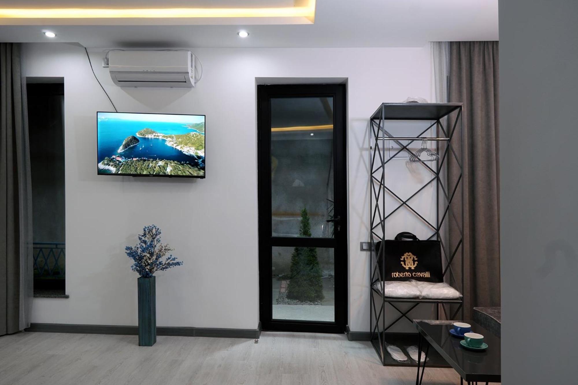 Hotel Varla Kutaisi Ngoại thất bức ảnh