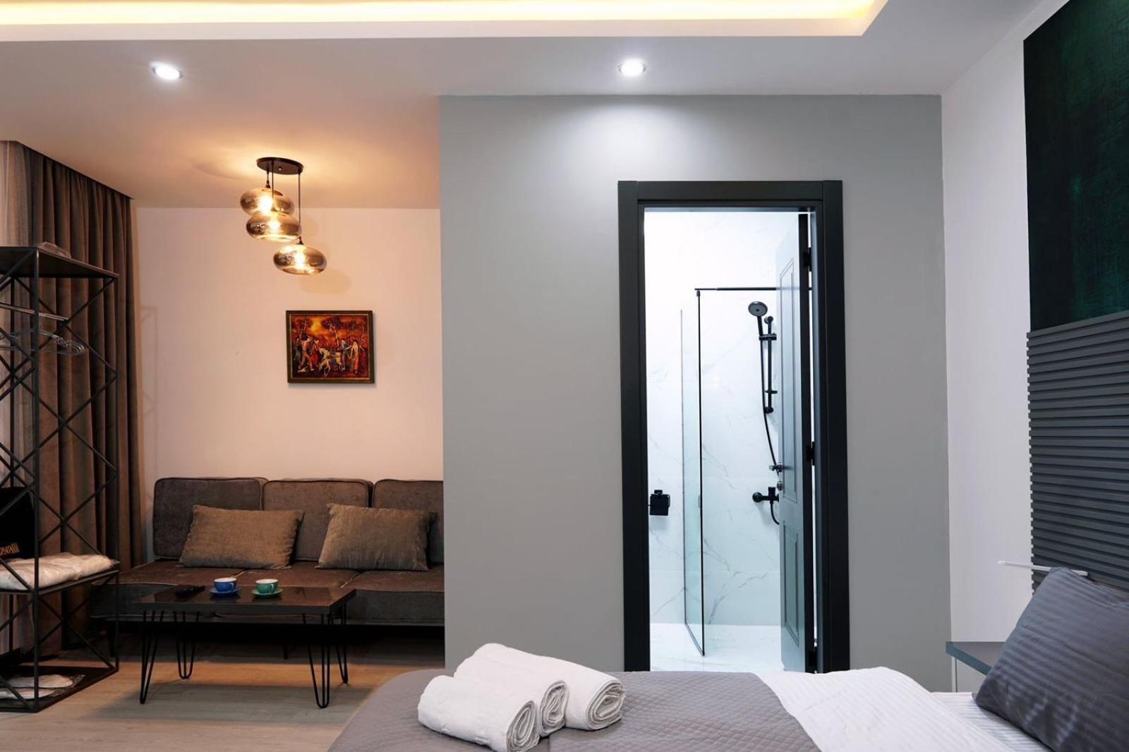 Hotel Varla Kutaisi Ngoại thất bức ảnh
